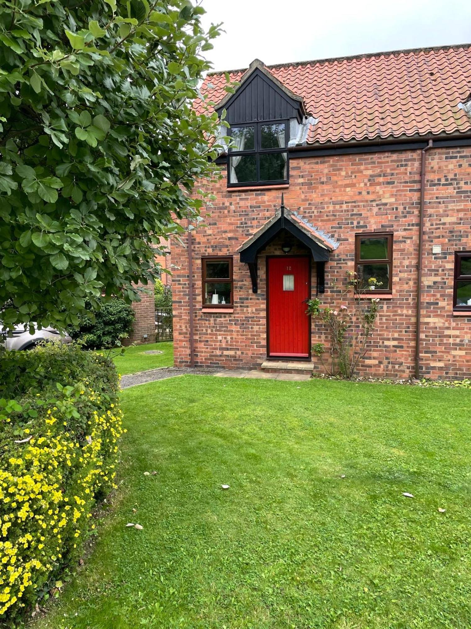 Runaway Cottage, Whitby Exterior foto